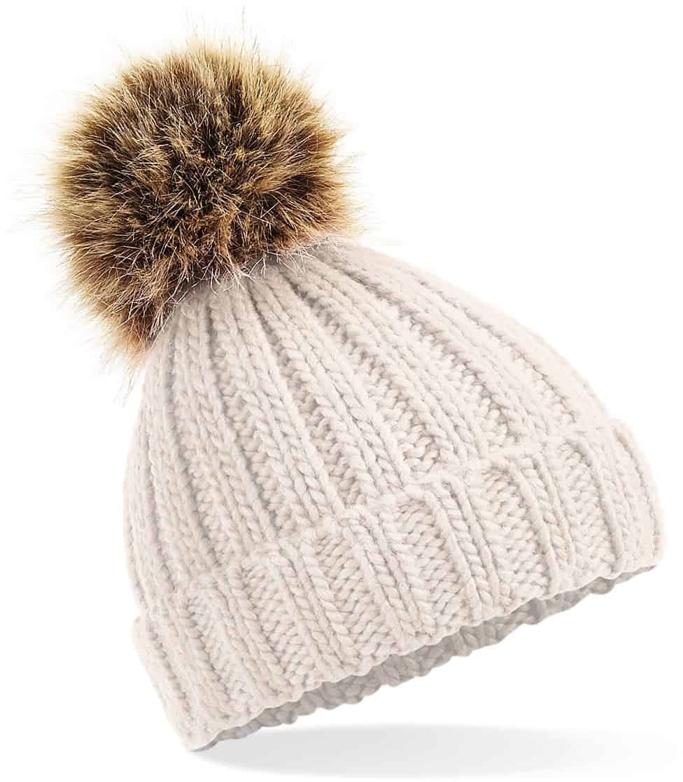 Pompon beanie