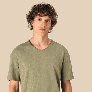 Ecologisch heren-T-shirt met slubhals en afhangende schouders